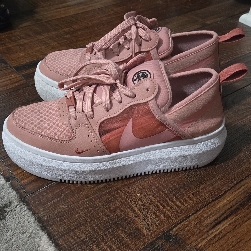 Nike Coral Sneakers with White Sole